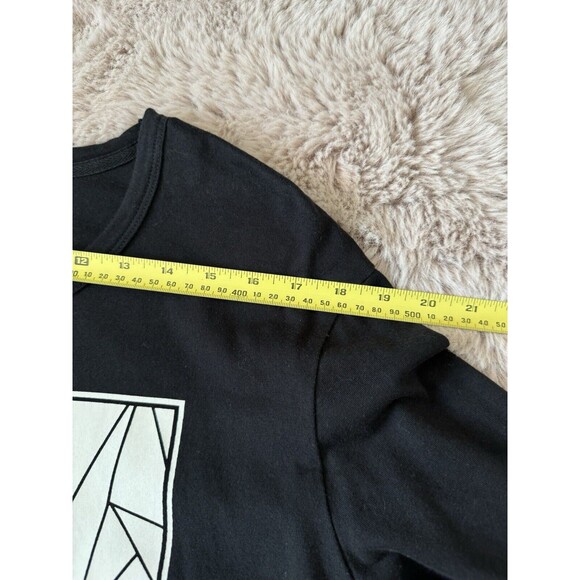 Konus Mens Long Sleeve Pullover Geometric Print Crewneck Black T-shirt Size M - Picture 4 of 8